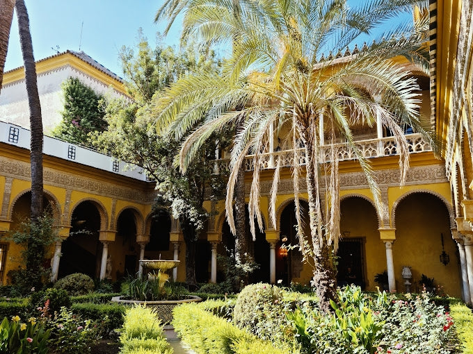 Las Dueñas Palace Guided Tour